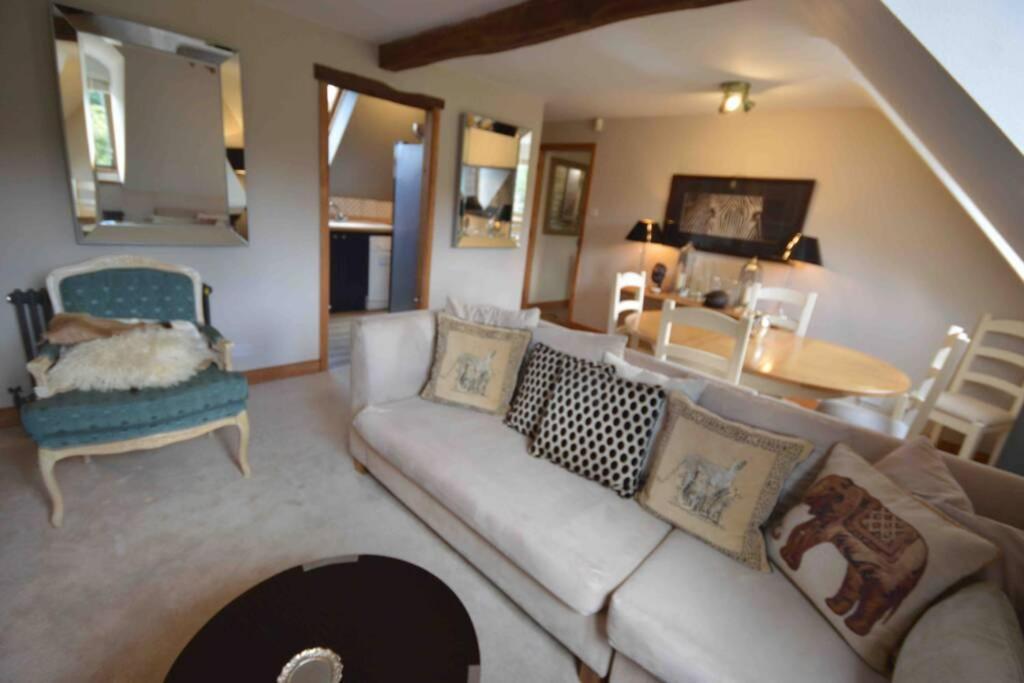 Appartamento The Old Manor Coach House Cirencester Esterno foto