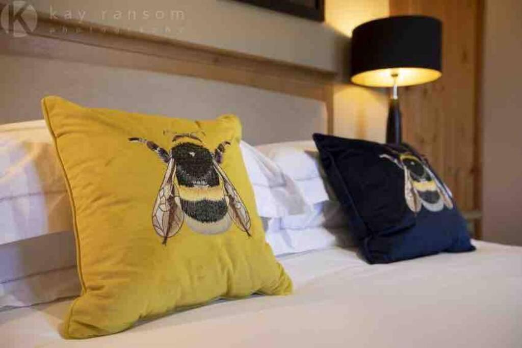Appartamento The Old Manor Coach House Cirencester Esterno foto