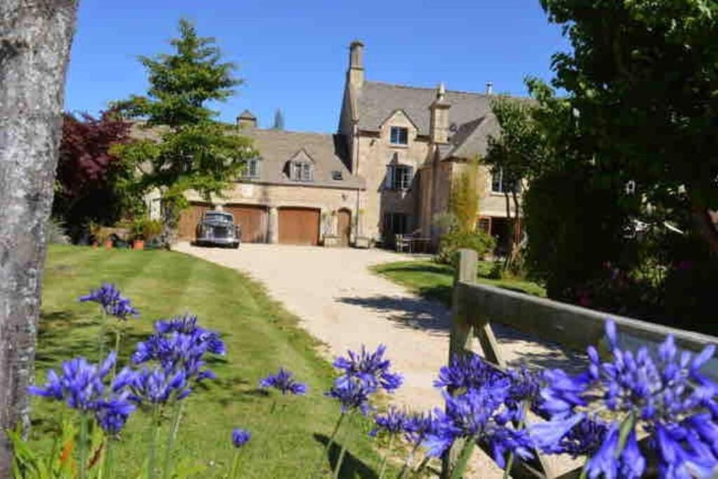 Appartamento The Old Manor Coach House Cirencester Esterno foto