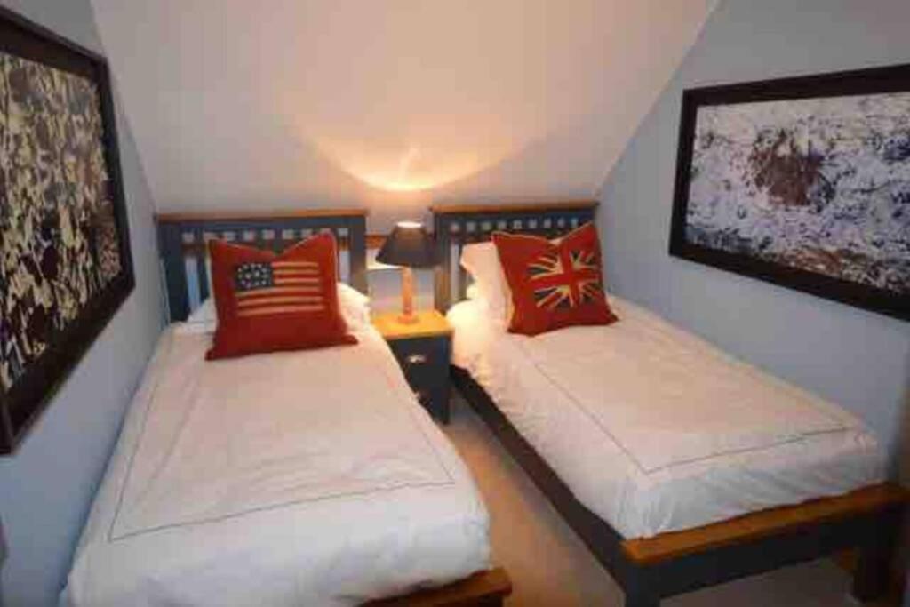Appartamento The Old Manor Coach House Cirencester Esterno foto